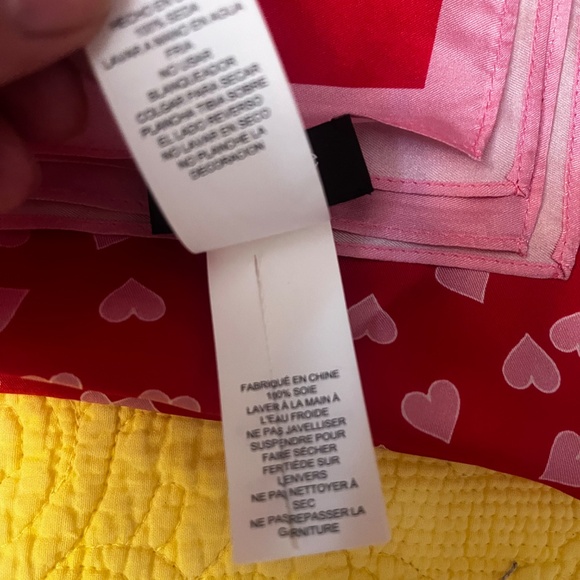 Kate Spade New York Heart Links 100% Silk Bandana Scarf / BRAND NEW - NEVER WORN - Picture 7 of 8